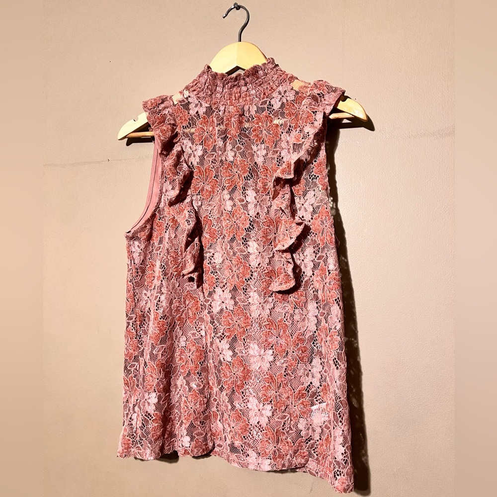 Cable & Gauge Pink Floral Top